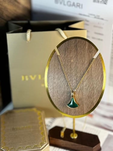 سلسال بولغاري مع ملحقاته