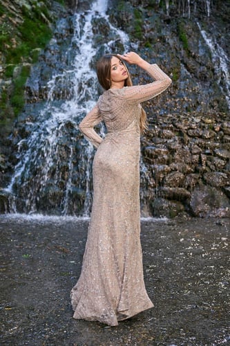 فستان سهرة موديل 8860