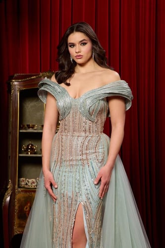 فستان سهرة موديل 8835