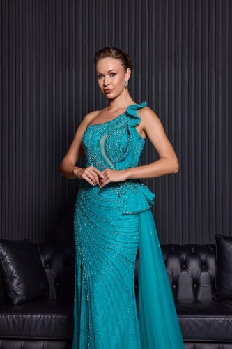 فستان سهرة موديل 8876