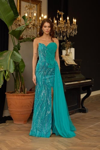 فستان سهرة موديل 8851