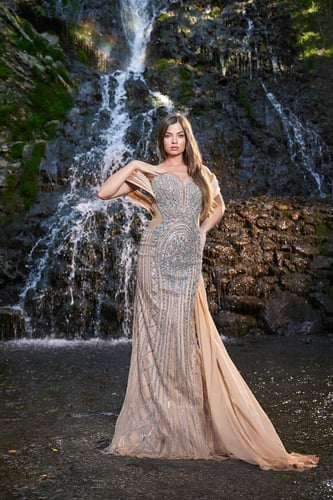 فستان سهرة موديل 8858