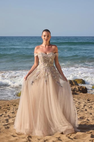 فستان سهرة موديل 912