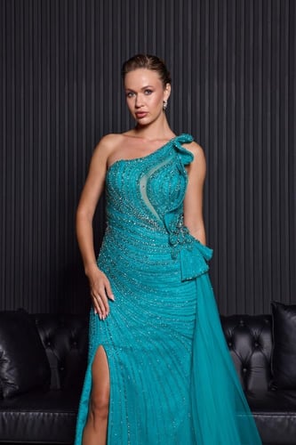 فستان سهرة موديل 8876