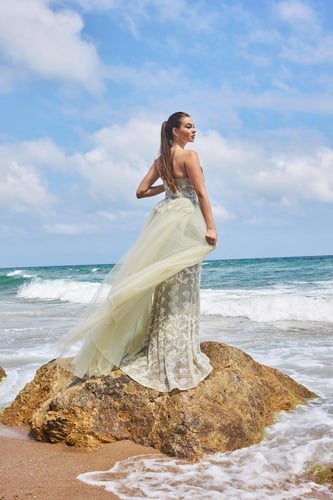 فستان سهرة موديل 8859