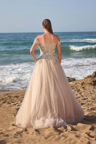 فستان سهرة موديل 912