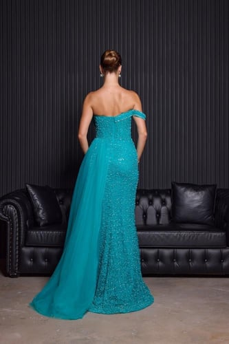 فستان سهرة موديل 8868