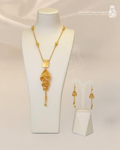 عقد مع حلق بديل الذهب تدفّق الأصالة