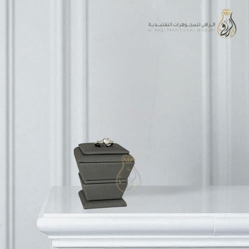 خاتم لمسة الأنوثة