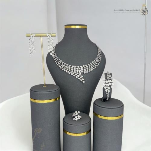 طقم همس البريق
