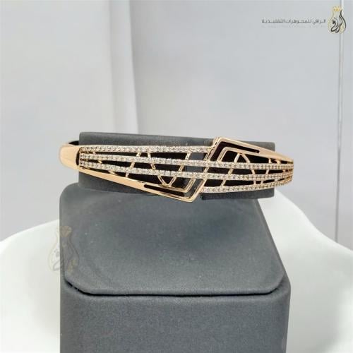 سوار بديل الذهب هندسة الأناقة