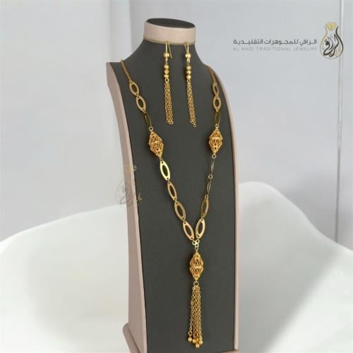 عقد الجواهر الفاخرة