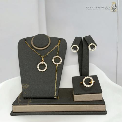 طقم زركون نوّار