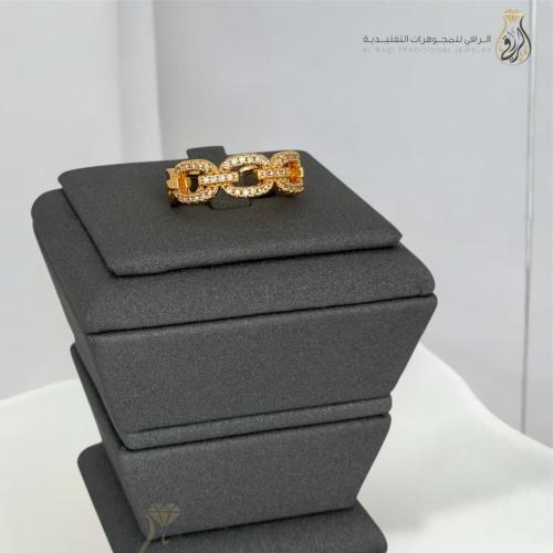 خاتم بتصميم سلاسل