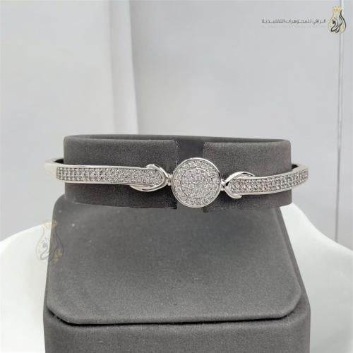 سوار دائري أنيق