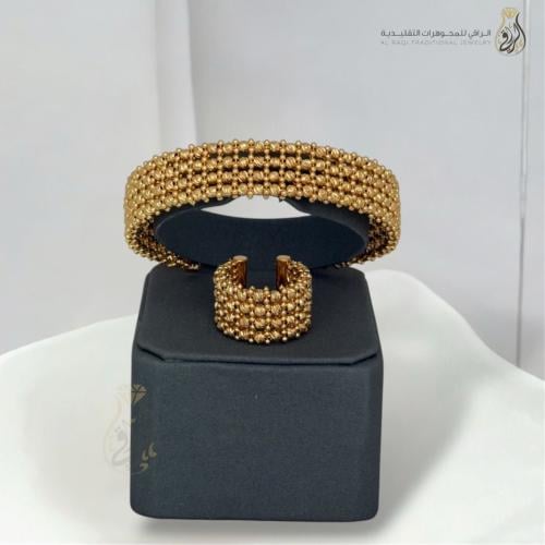 طقم السُنبلة الذهبي