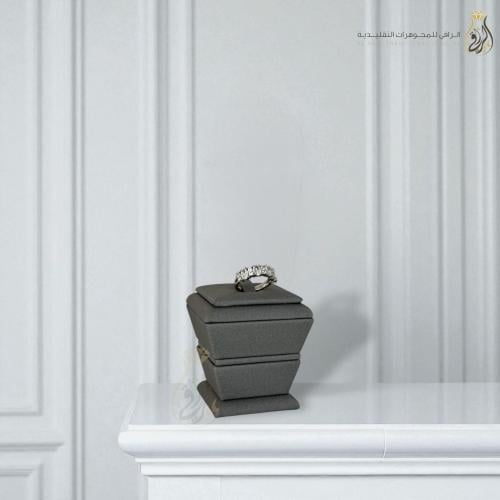 خاتم وهج الزركون