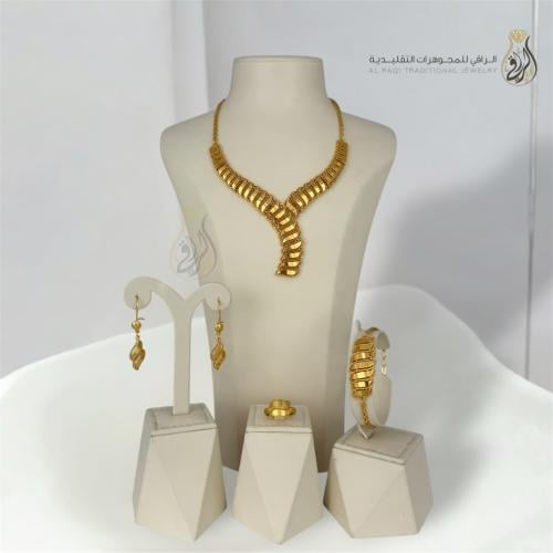 طقم جاذبية السلاسل