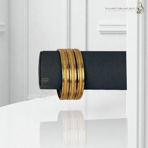 بناجر ذهبية بلمسة كلاسيكية