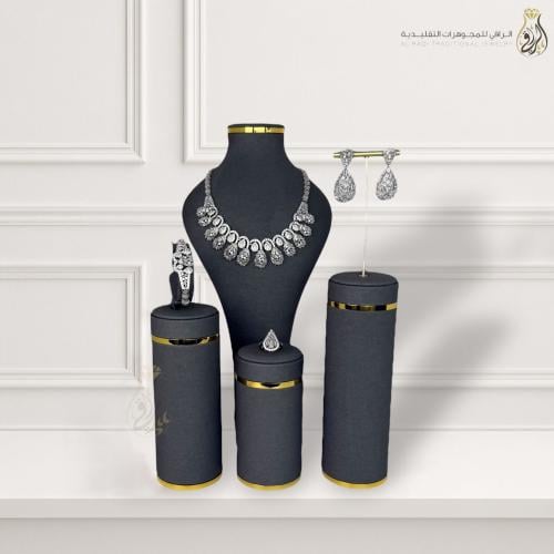 طقم قطرات مرصع بزركون فاخر