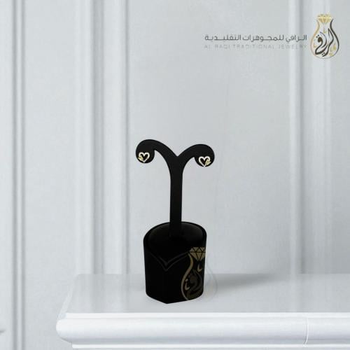 أقراط قلبية صغيرة