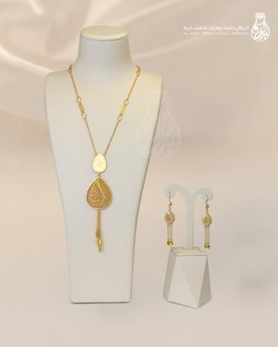 عقد مع حلق بديل الذهب أنسام الفخامة