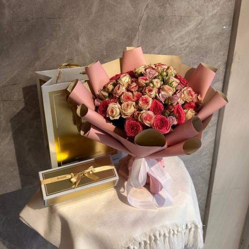 باقة الميني مع شوكلت بستاني