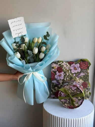 باقة التوليب مع شوكولاته هانوفريان