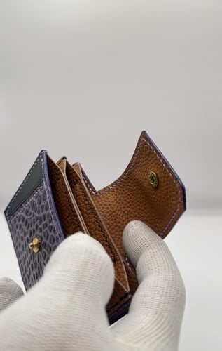 Crocodile Lavender Black