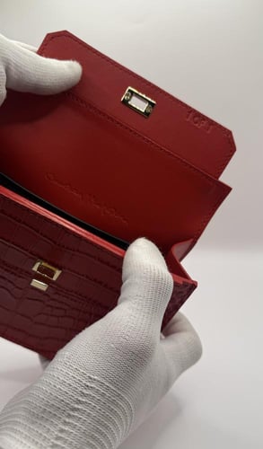 نفذت Audrey Hepburn Baby Micro Red