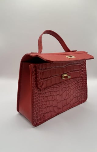نفذت Audrey Hepburn Baby Micro Red
