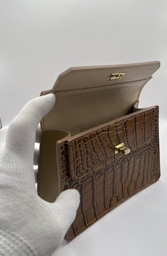 Audrey Hepburn Baby Micro Chestnut