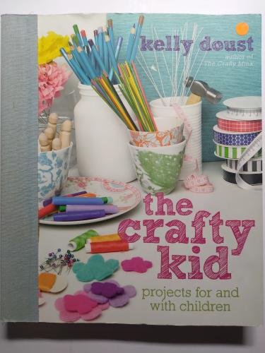 The Crafty Kids .Projects for and with Childeren ....