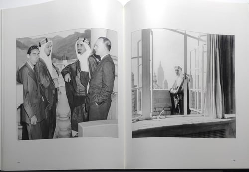 فيصل . غلاف مقوى من الحجم الكبير ( ضخم ) من 325 صف...