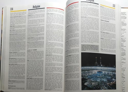 The Guinness Book of Records 1990 . hardcover 310...