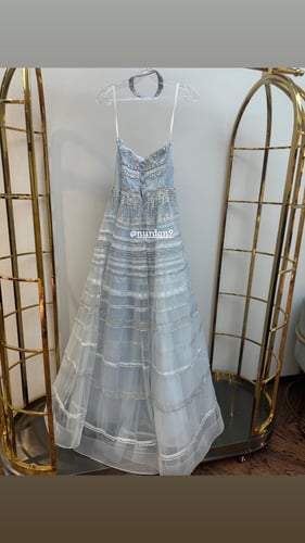 فستان ملكه فاخر