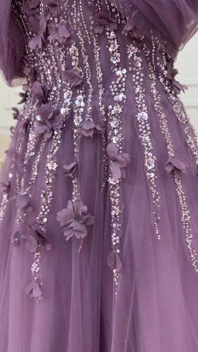 فستان تل مطرز