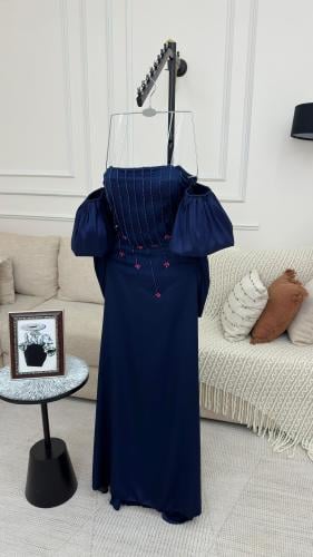 فستان كريب استرتش مطرز