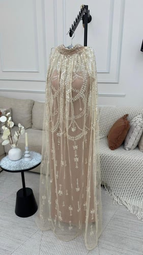 فستان تل مطرز وبطانه ليكرا لونين