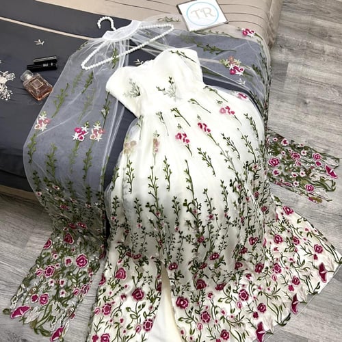 فستان تل اصلي مطرز