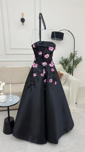 فستان ميكادو