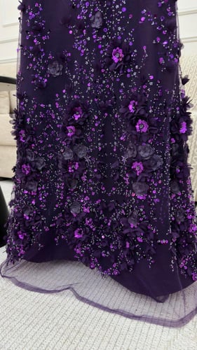 فستان تل مطرز خرز وورد