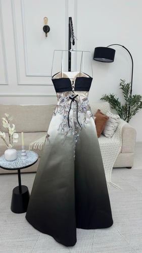 فستان ميكادو مع تطريز خرز