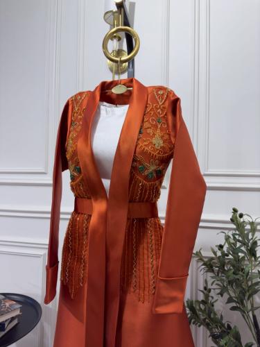 فستان ميكادو مطرز راقي