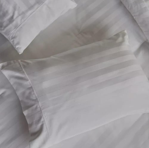 لحاف فندقي مايكرفايبر