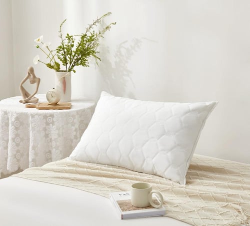 مخدة مايكرفايبر