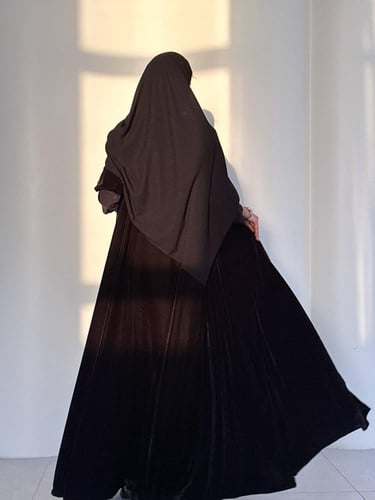 عباية Noble