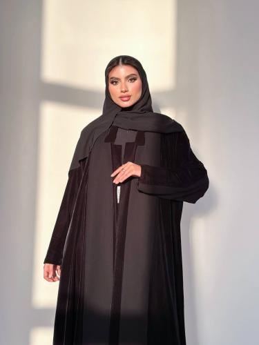 عباية Roby