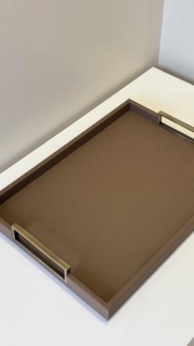 Serving tray