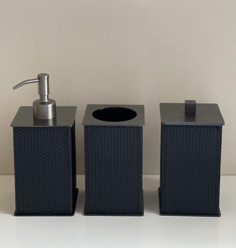 Luxury set for the sinks